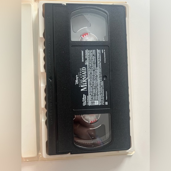 Disney’s MASTERPIECE The Little Mermaid Fully Restored Special Edition VHS - Picture 6 of 8